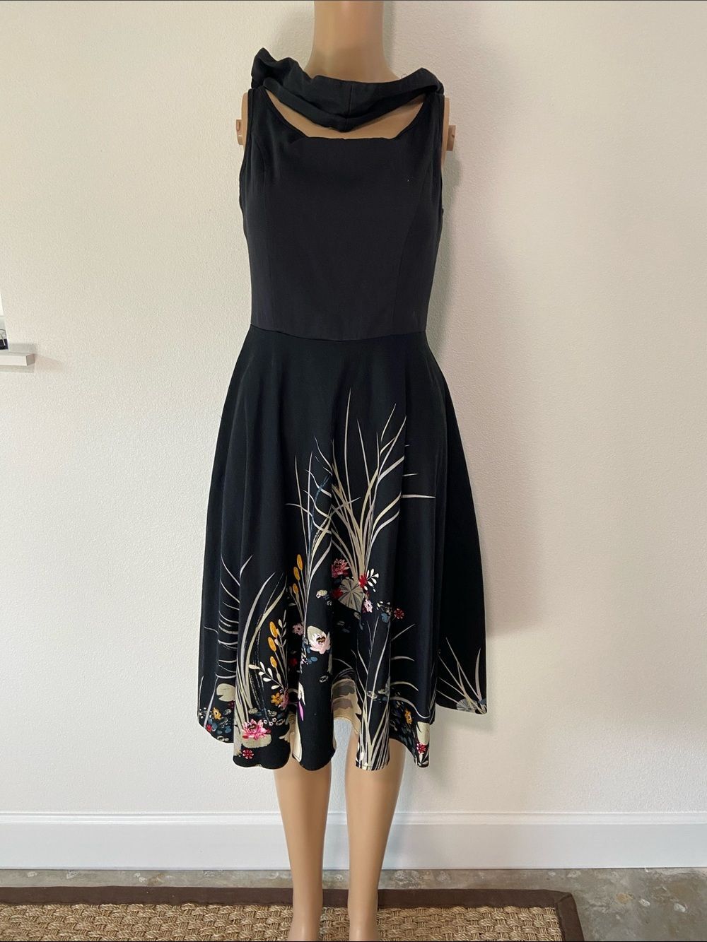 Top melon swing Fit-and-Flare Dress Sz M